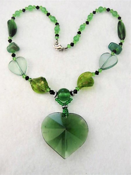 Large Green Heart Glass Bead Necklace